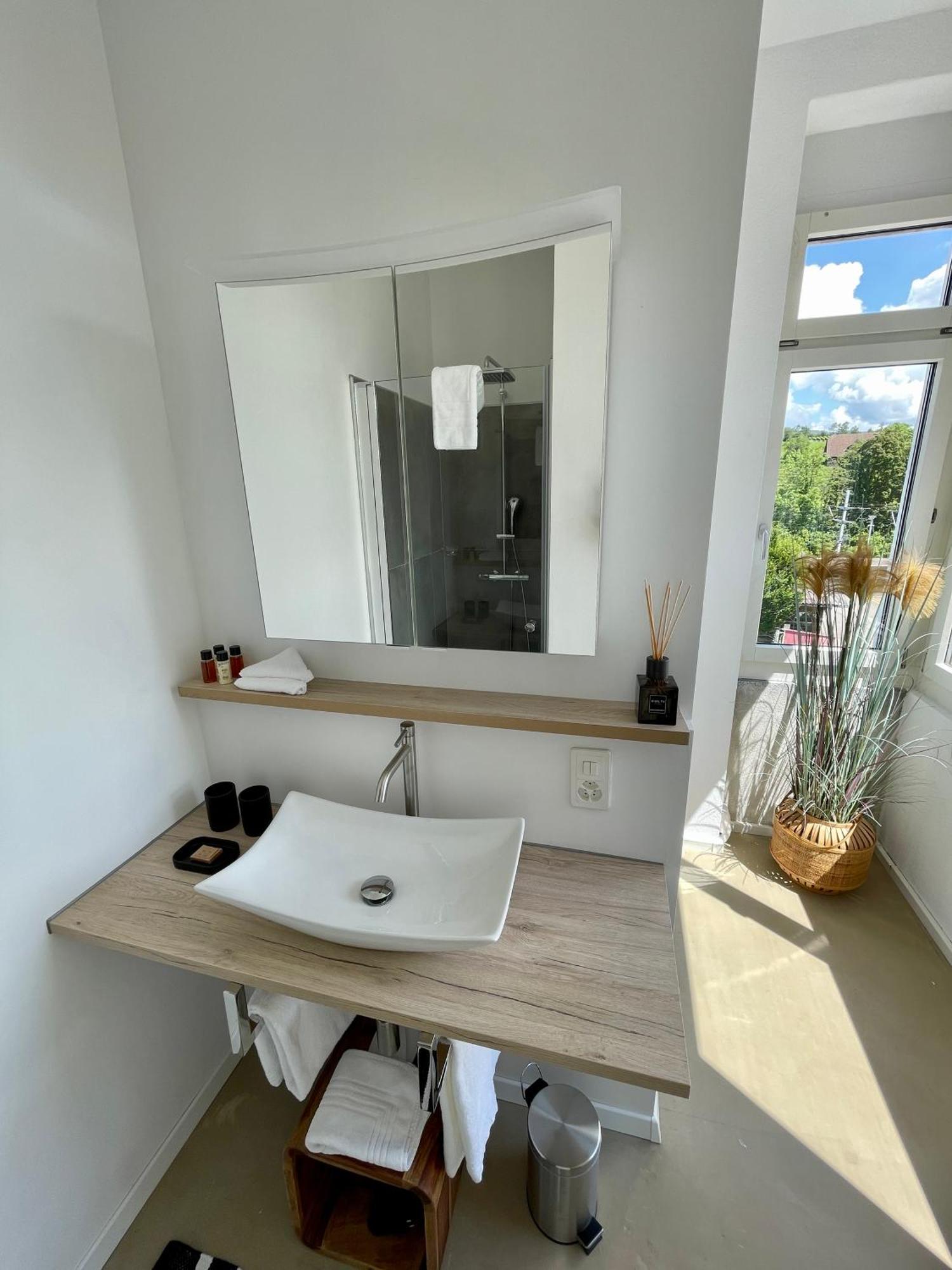 No1 Art B&B Au (Zurich) ภายนอก รูปภาพ